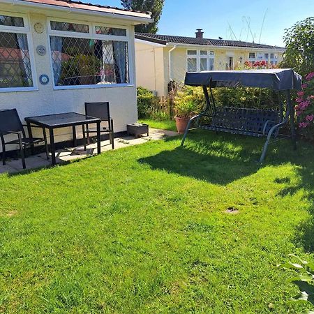 Beach & Tonic Beachside Chalet Humberston Exterior foto