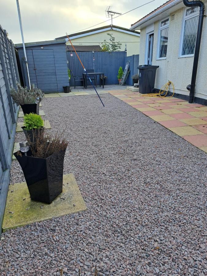 Beach & Tonic Beachside Chalet Humberston Exterior foto
