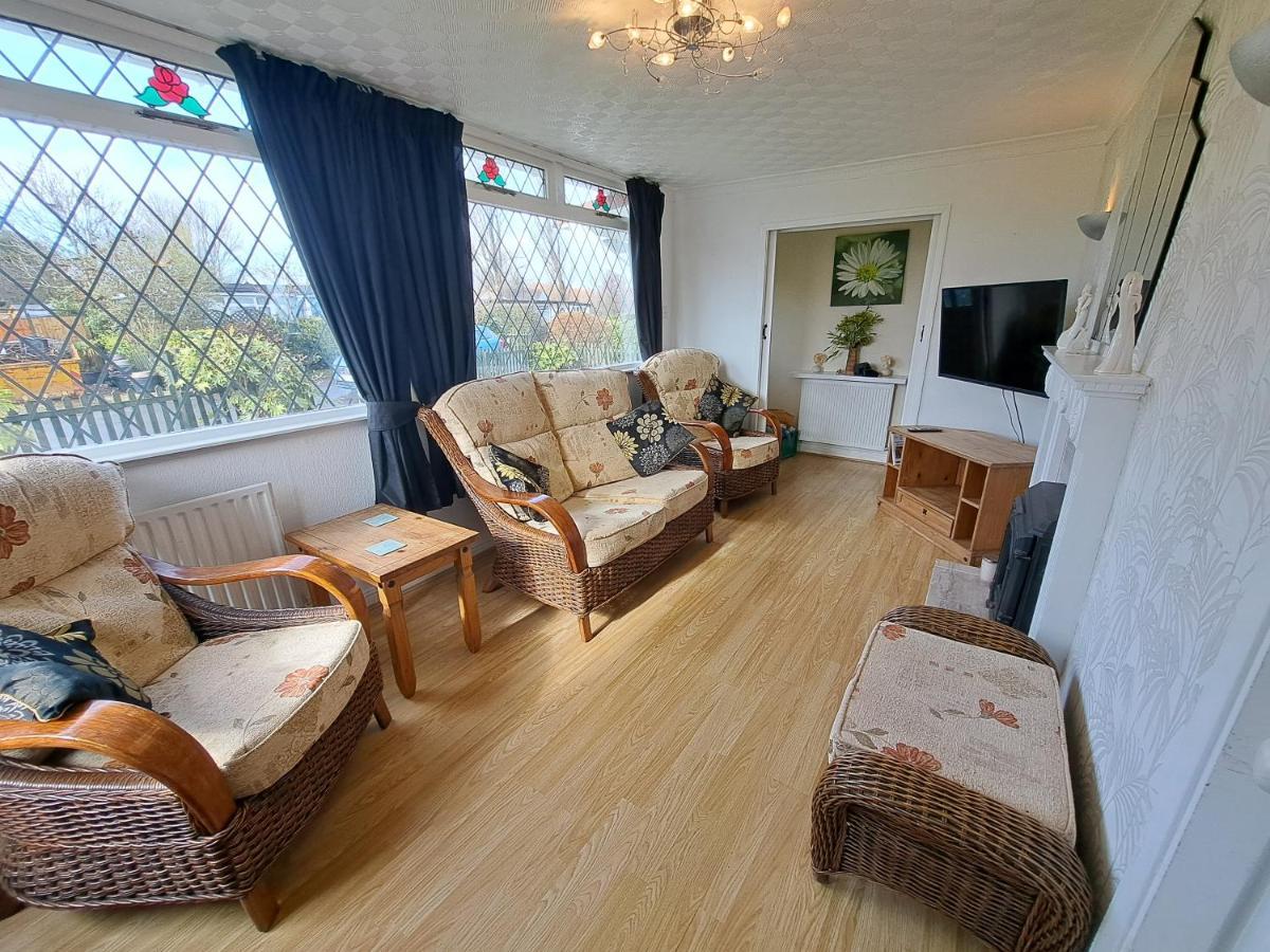 Beach & Tonic Beachside Chalet Humberston Exterior foto