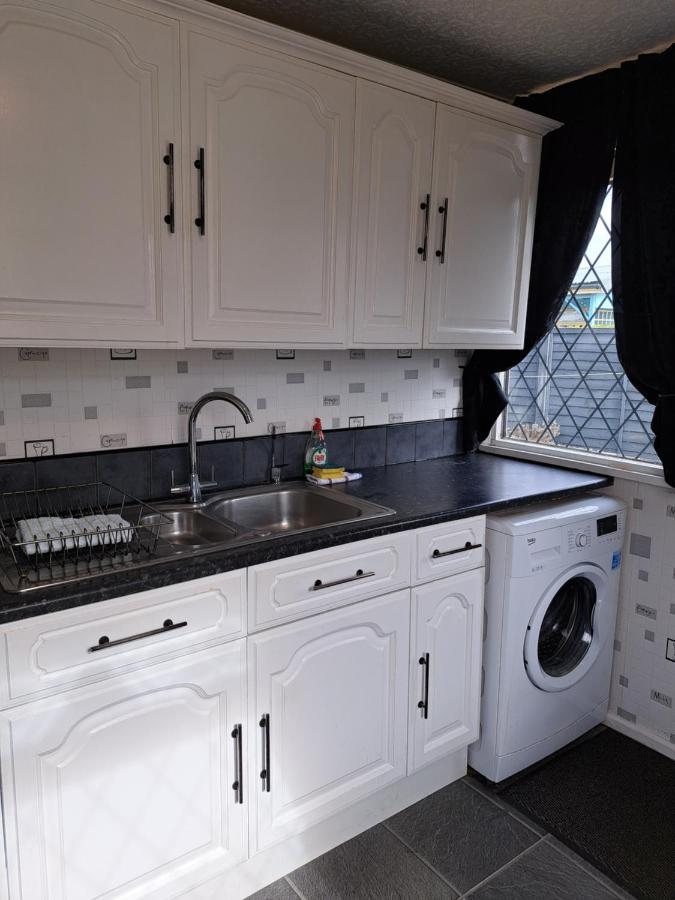 Beach & Tonic Beachside Chalet Humberston Exterior foto